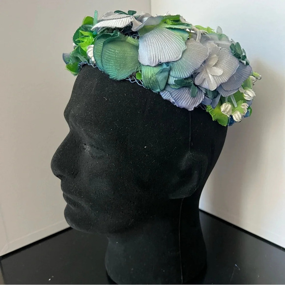 Elegant Vintage Modern Miss Blue Green Floral Pillbox Hat - Picture 1 of 12
